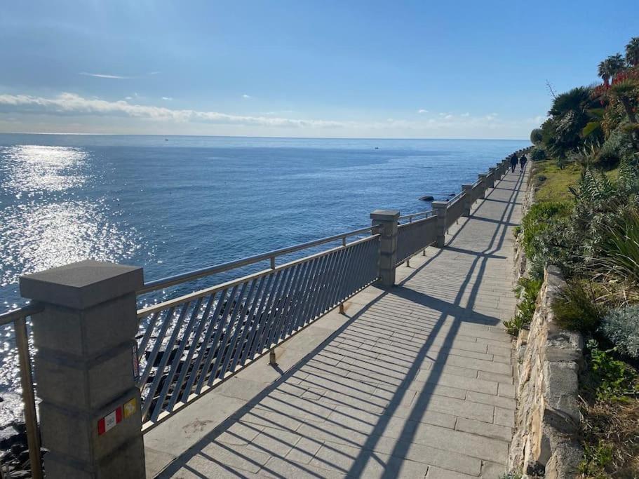 Вилла Casa Vista Mare - Superb Garden And Parking Included Империя Экстерьер фото
