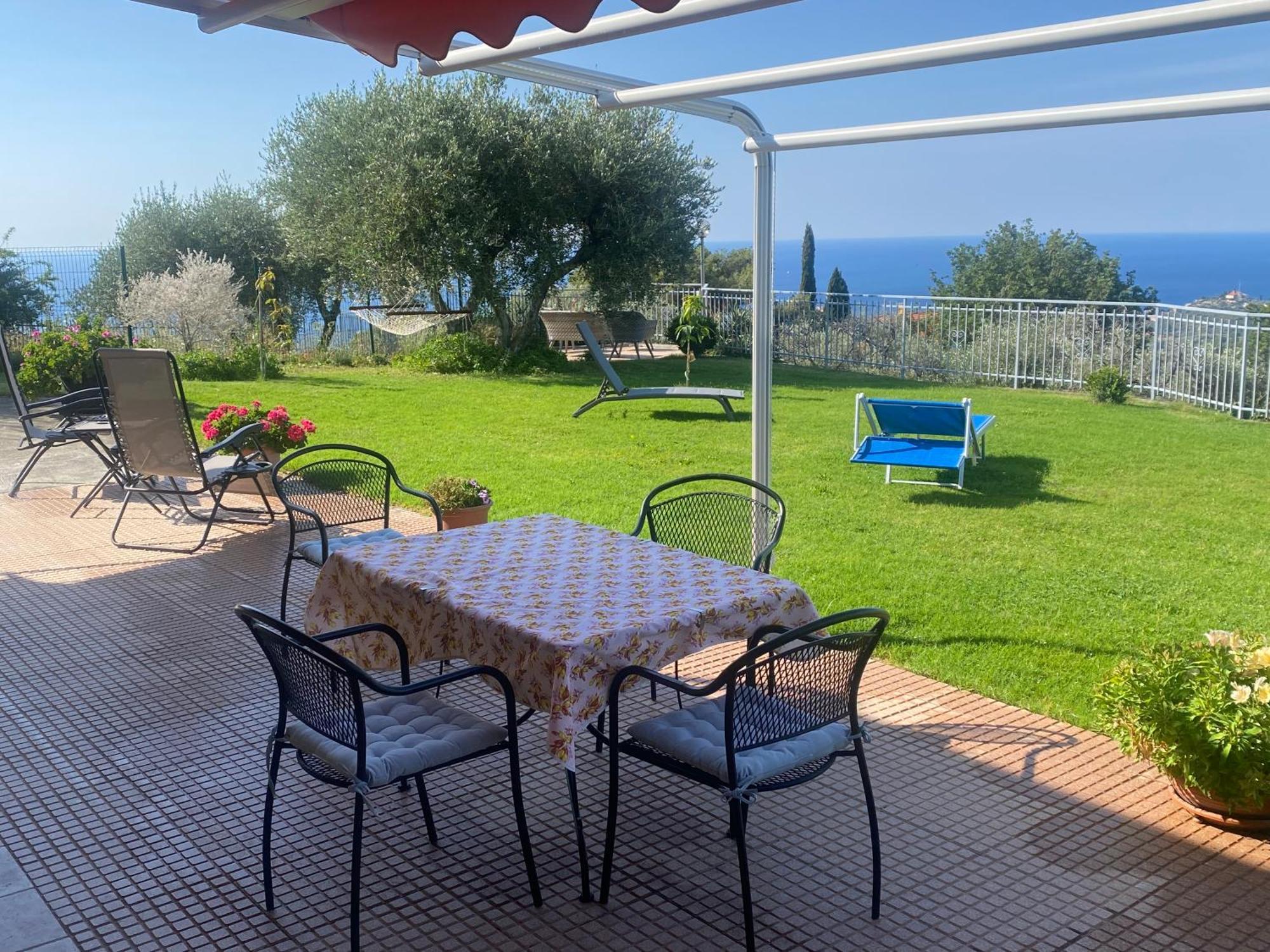 Вилла Casa Vista Mare - Superb Garden And Parking Included Империя Экстерьер фото