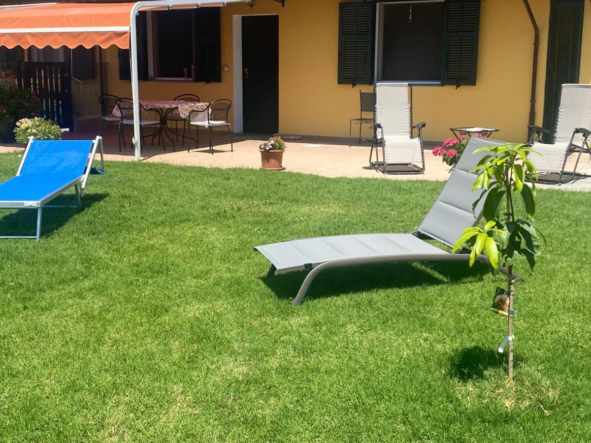 Вилла Casa Vista Mare - Superb Garden And Parking Included Империя Экстерьер фото